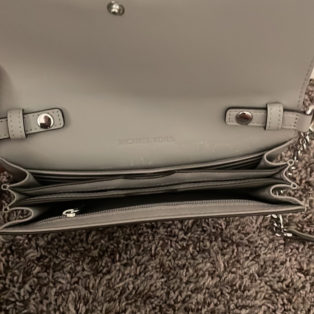 Michael Kors crossbody wallet purse - Picture 3 of 3